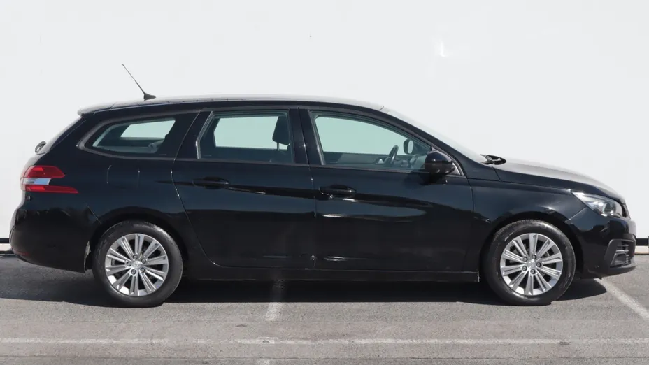 Peugeot 308 -