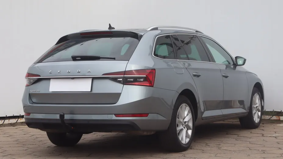 Skoda Superb -