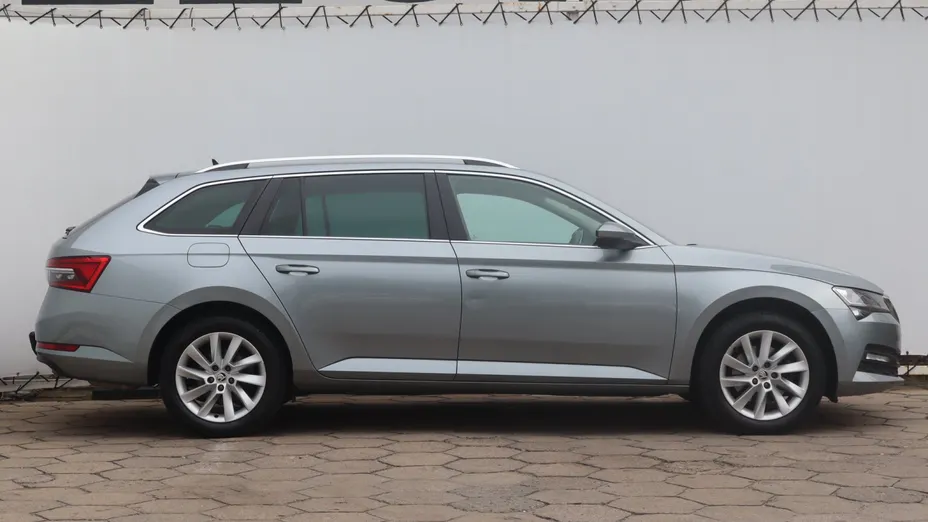Skoda Superb -