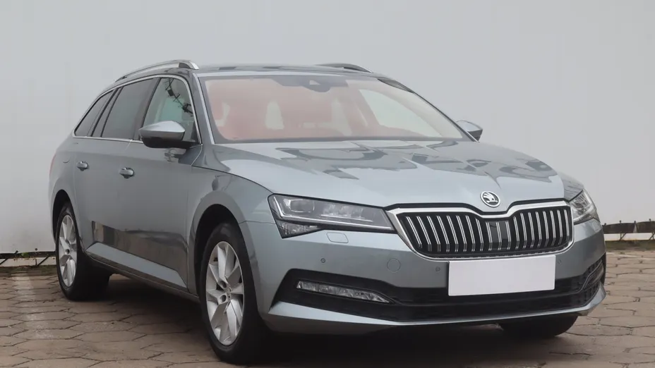 Skoda Superb -