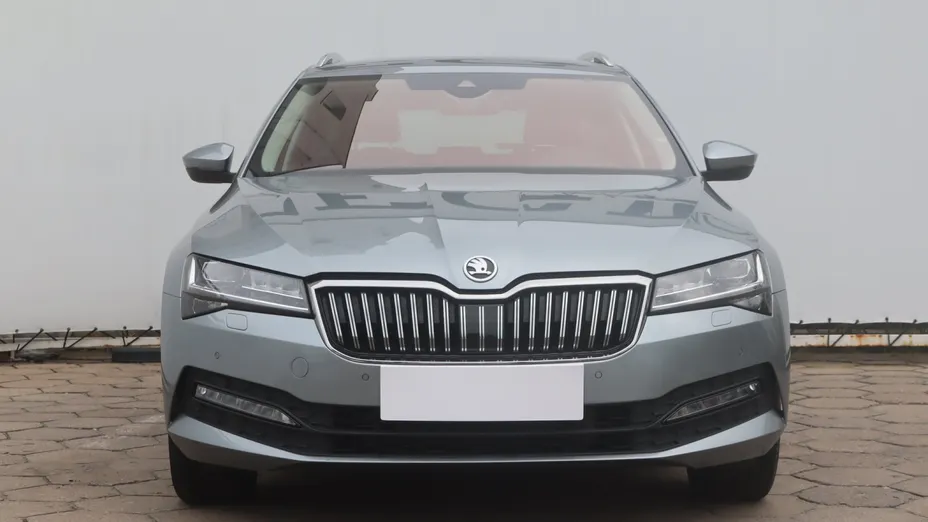 Skoda Superb -