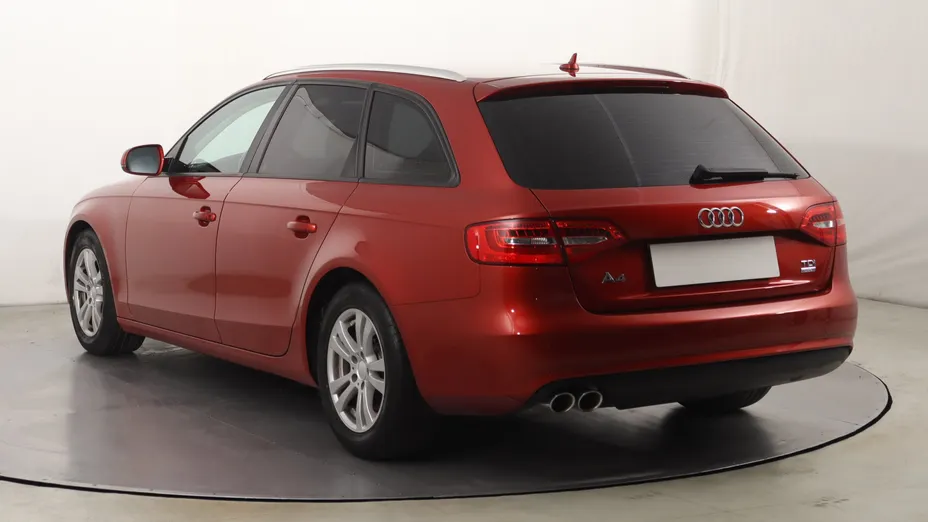 Audi A4 -