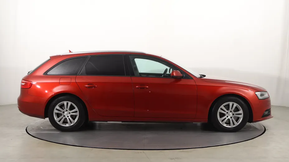 Audi A4 -