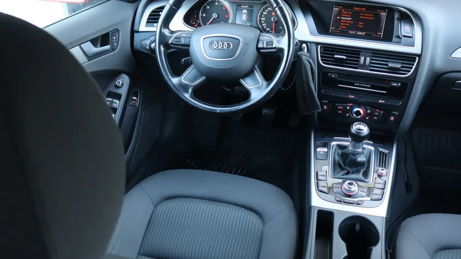 Audi A4 -