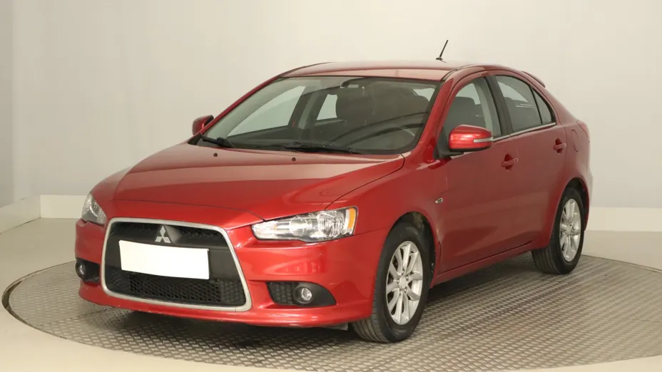 Mitsubishi Lancer -