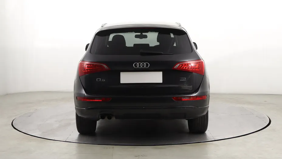 Audi Q5 -