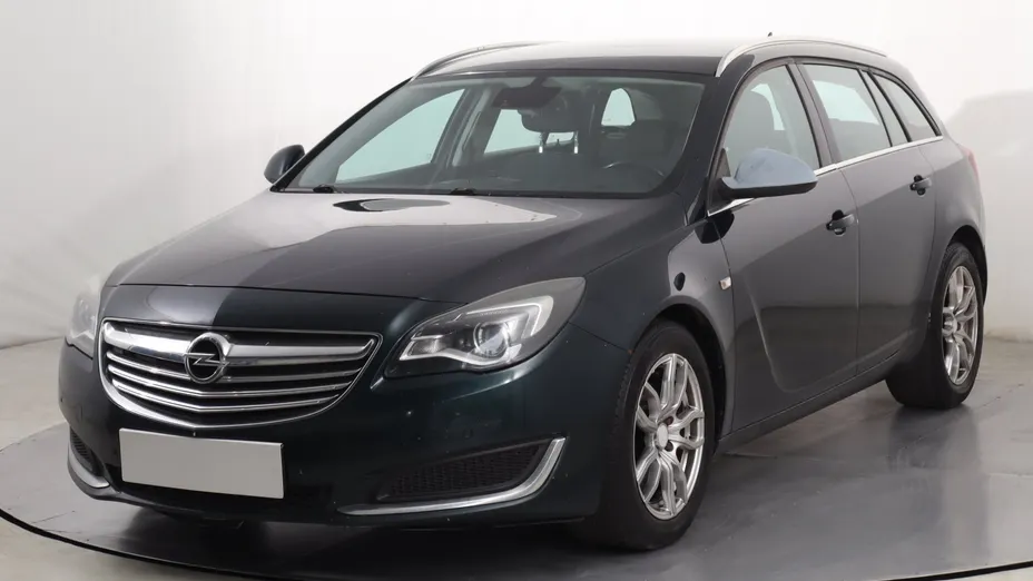 Opel Insignia -
