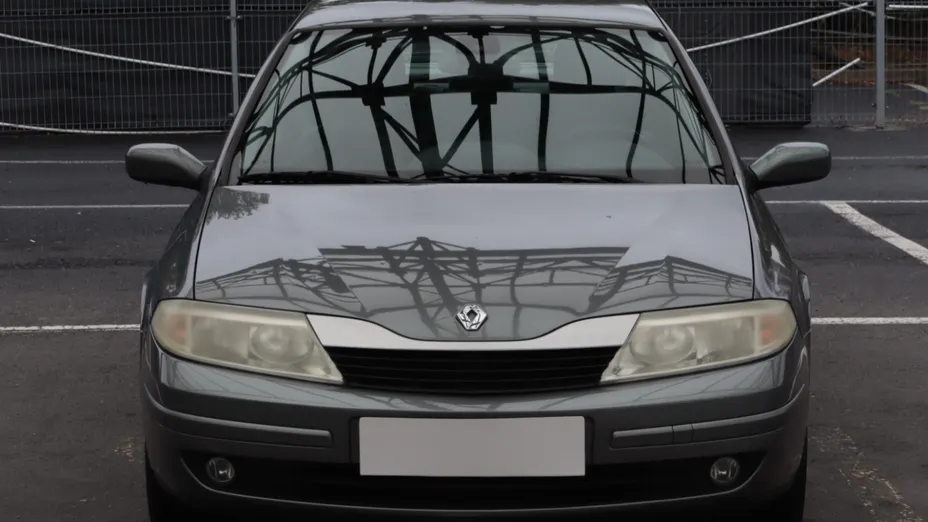 Renault Laguna -