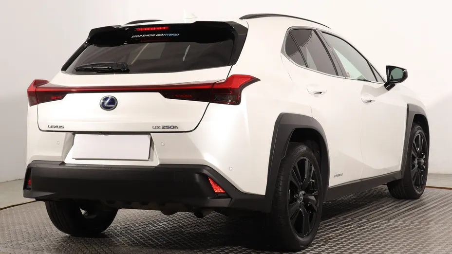 Lexus UX -