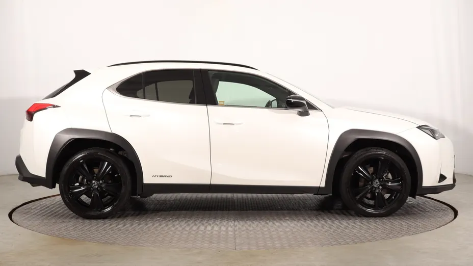 Lexus UX -