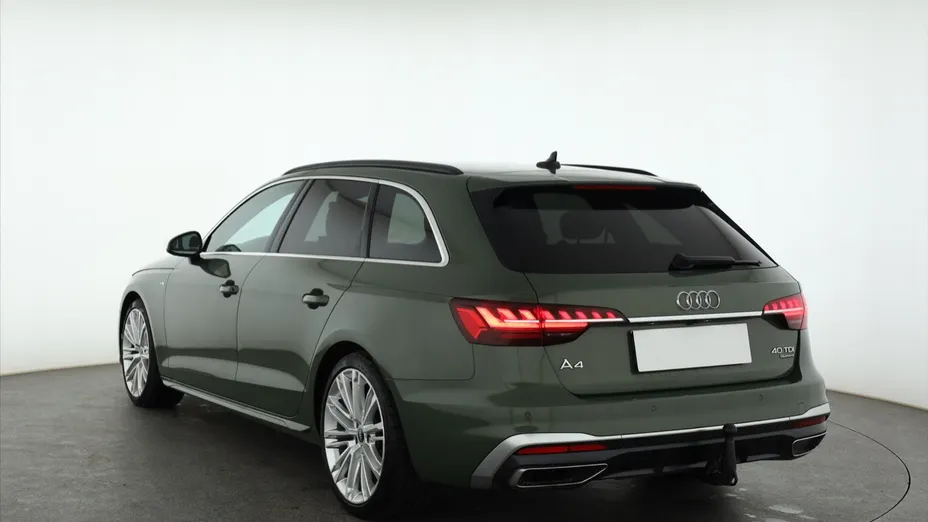 Audi A4 -