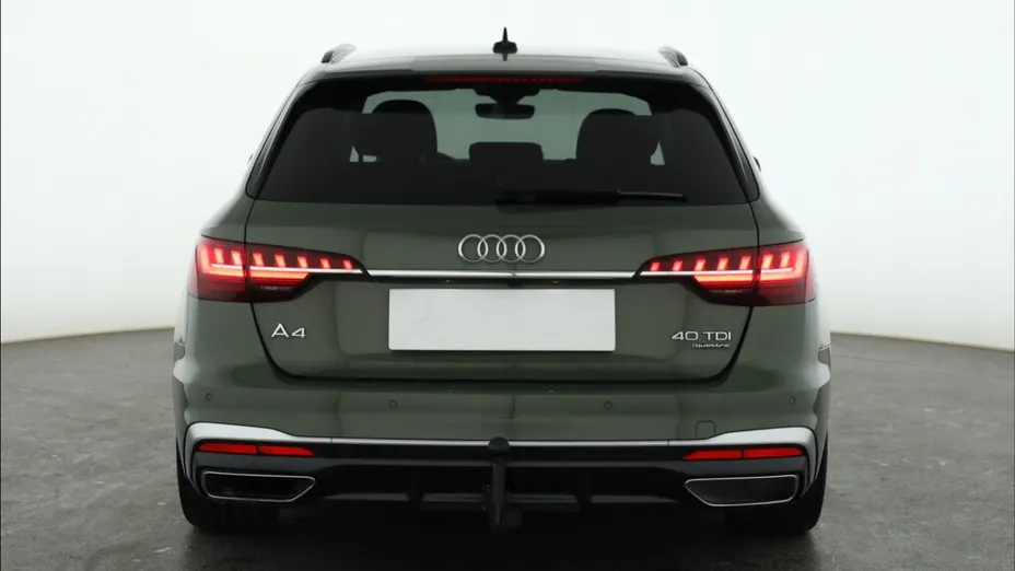 Audi A4 -