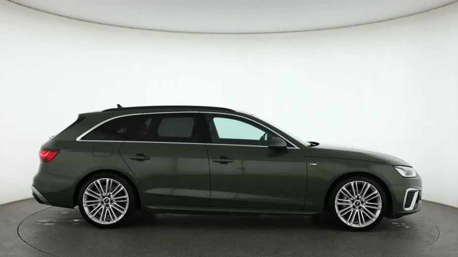 Audi A4 -