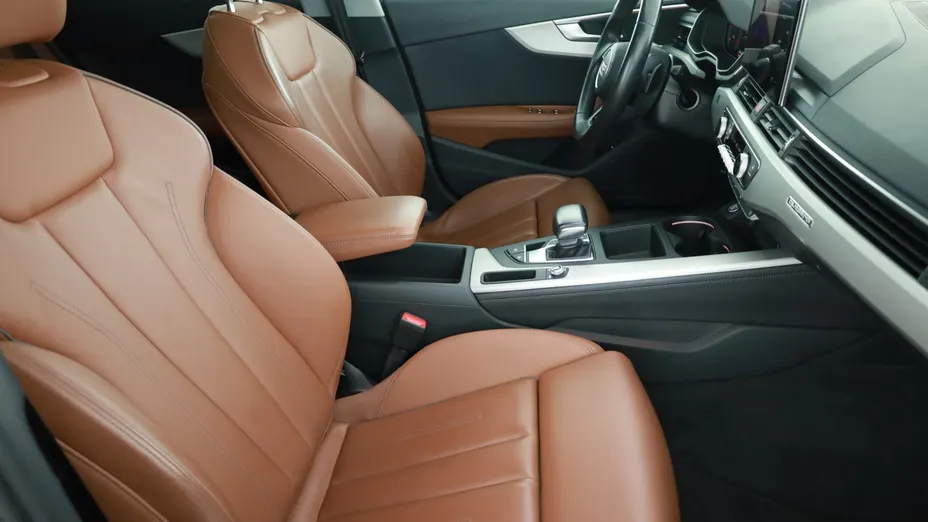Audi A4 -
