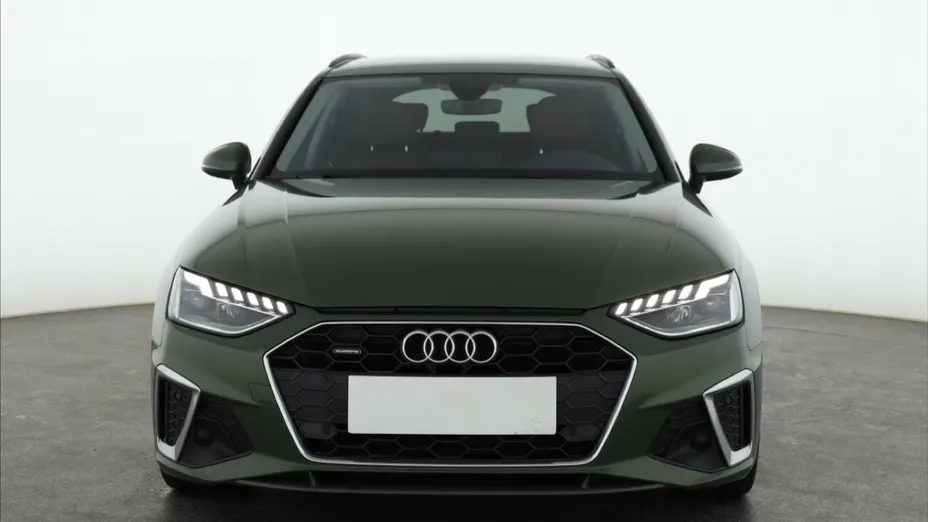 Audi A4 -