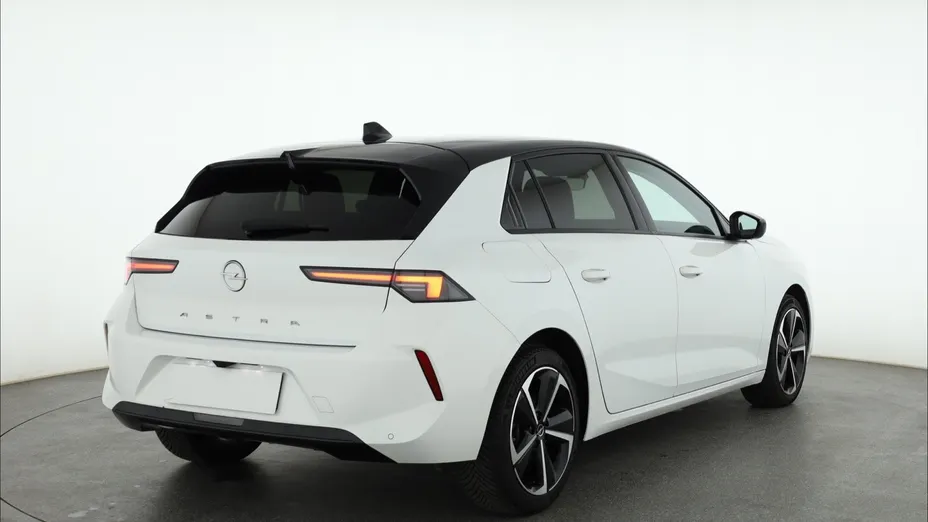 Opel Astra -