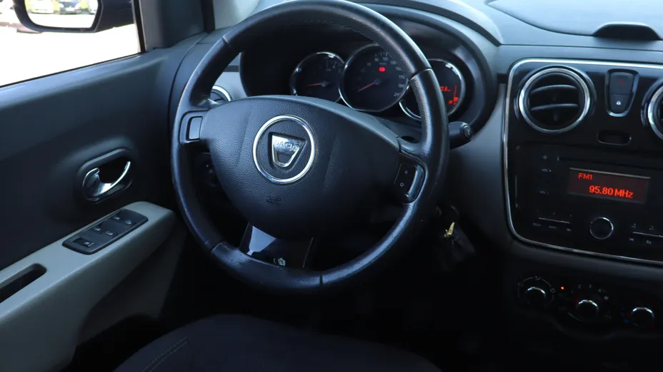 Dacia Lodgy -