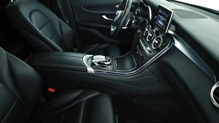 Mercedes GLC -