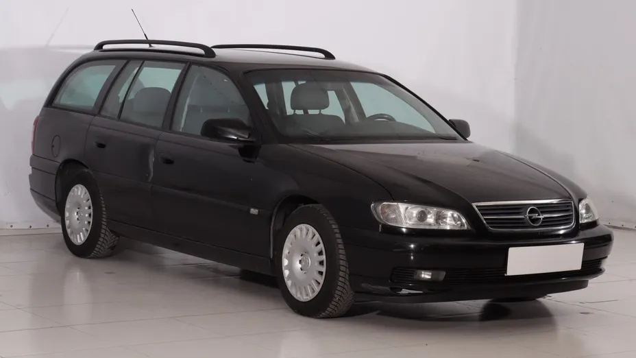 Opel Omega -
