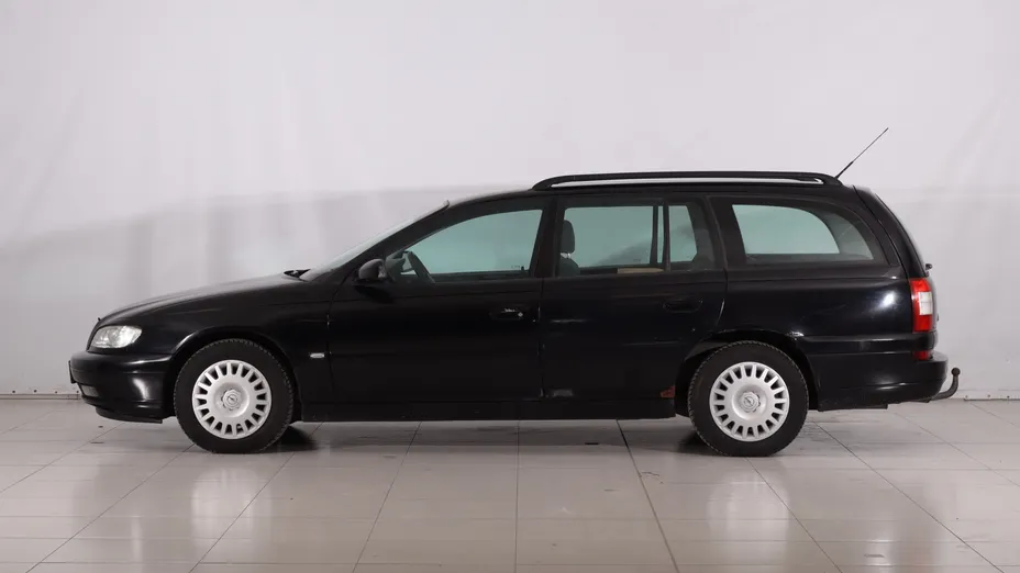 Opel Omega -