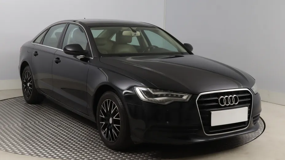 Audi A6 -