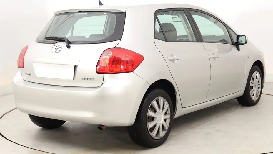 Toyota Auris -