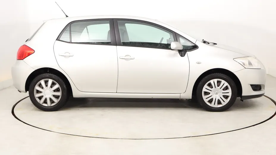 Toyota Auris -
