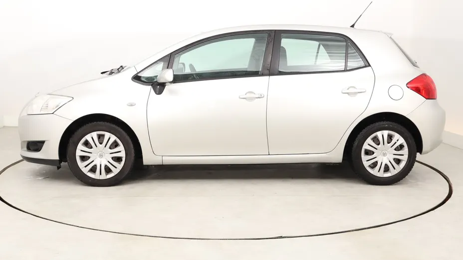 Toyota Auris -