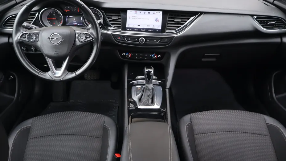 Opel Insignia -
