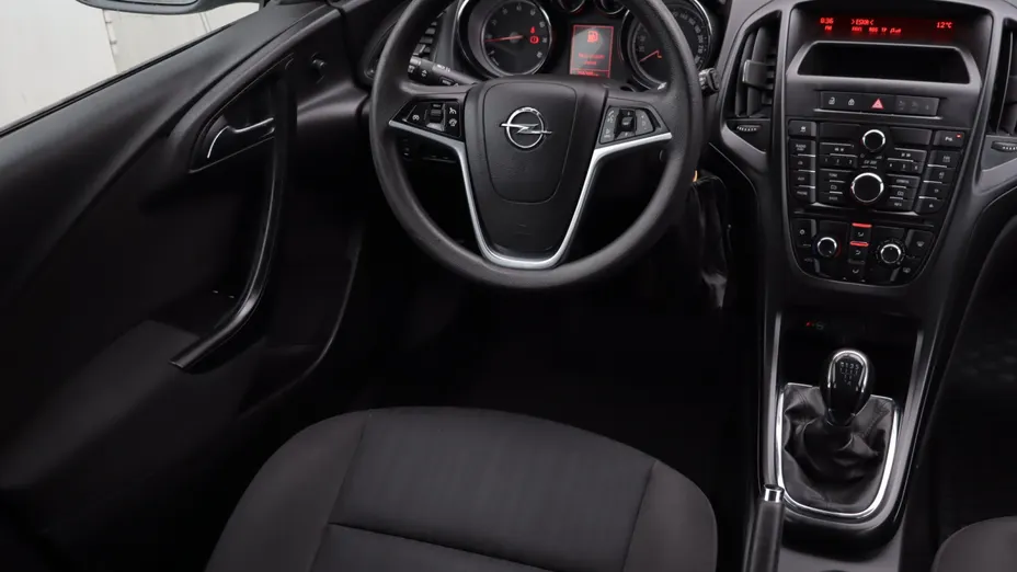 Opel Astra -