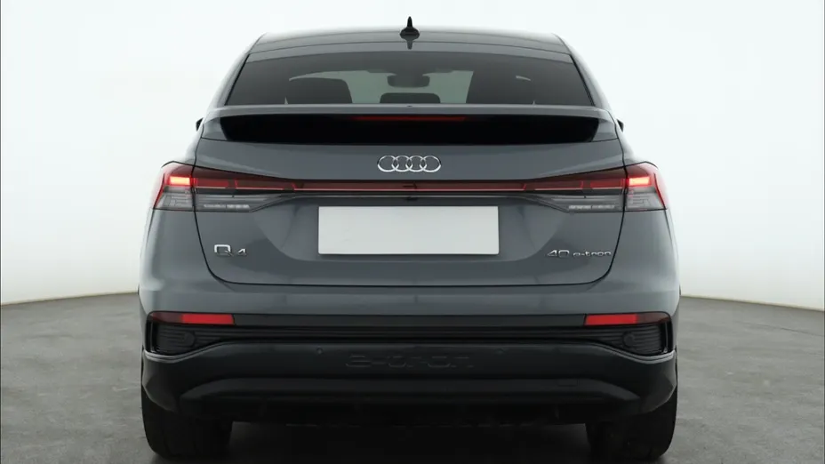 Audi Q4 Sportback e-tron -