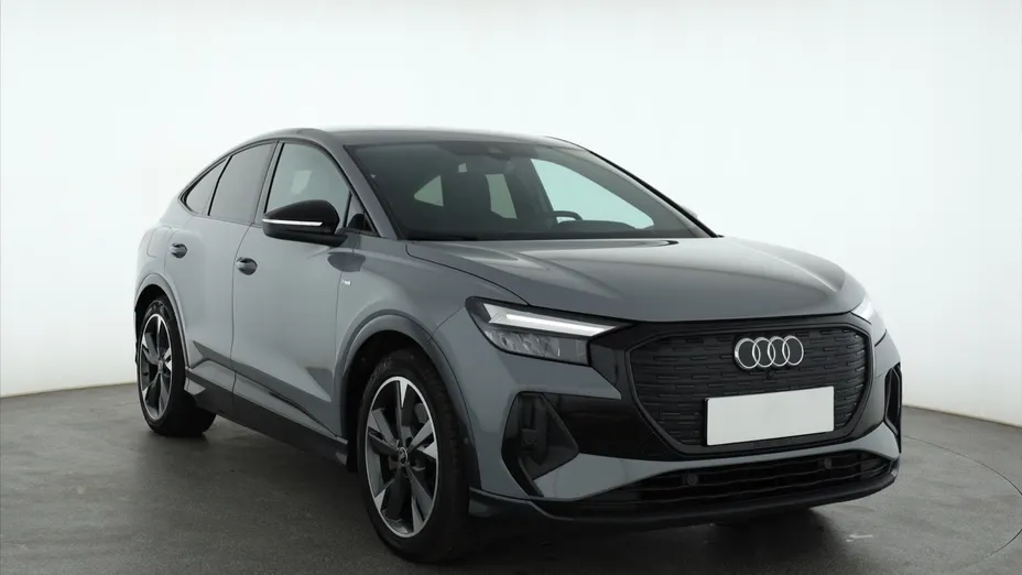Audi Q4 Sportback e-tron -