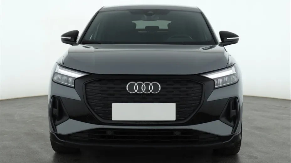 Audi Q4 Sportback e-tron -