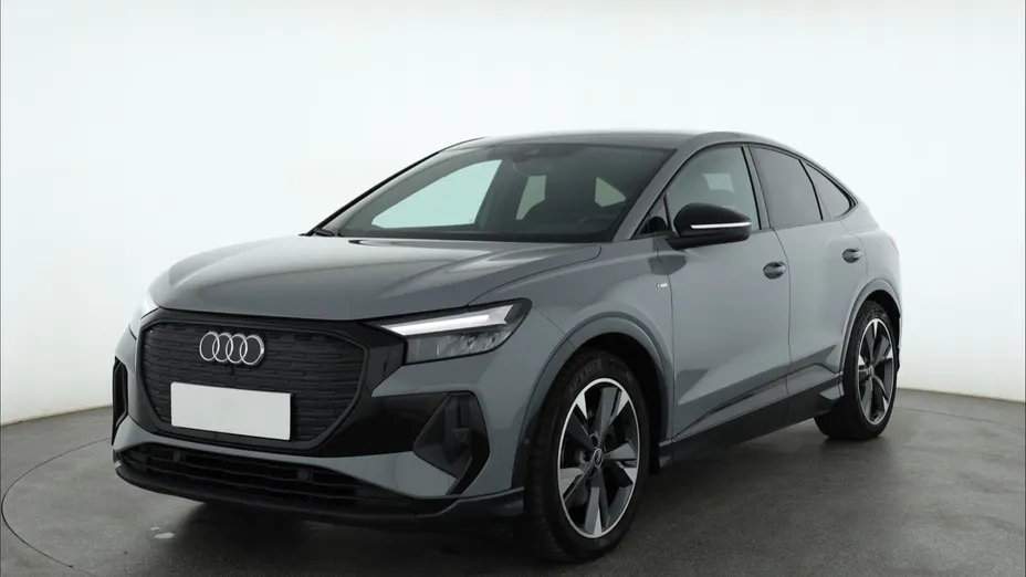 Audi Q4 Sportback e-tron -
