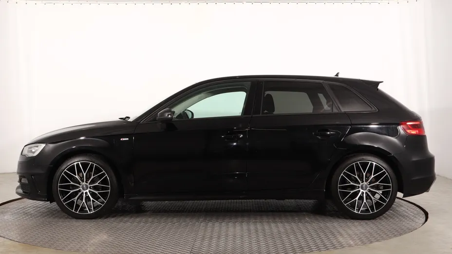 Audi A3 -