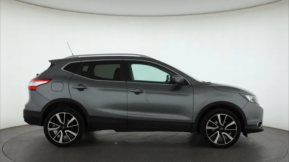 Nissan Qashqai -