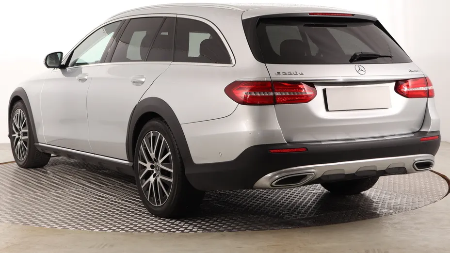 Mercedes E Klasa -