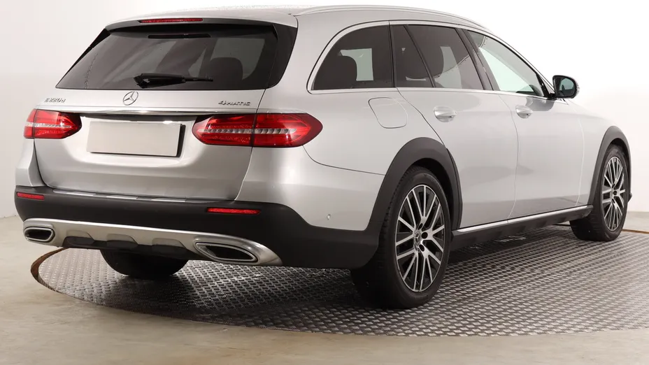 Mercedes E Klasa -