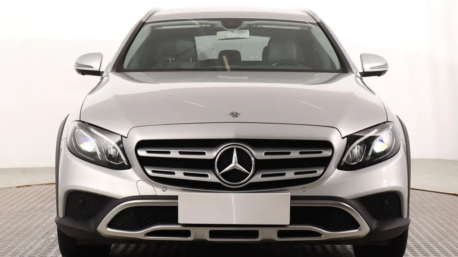 Mercedes E Klasa -