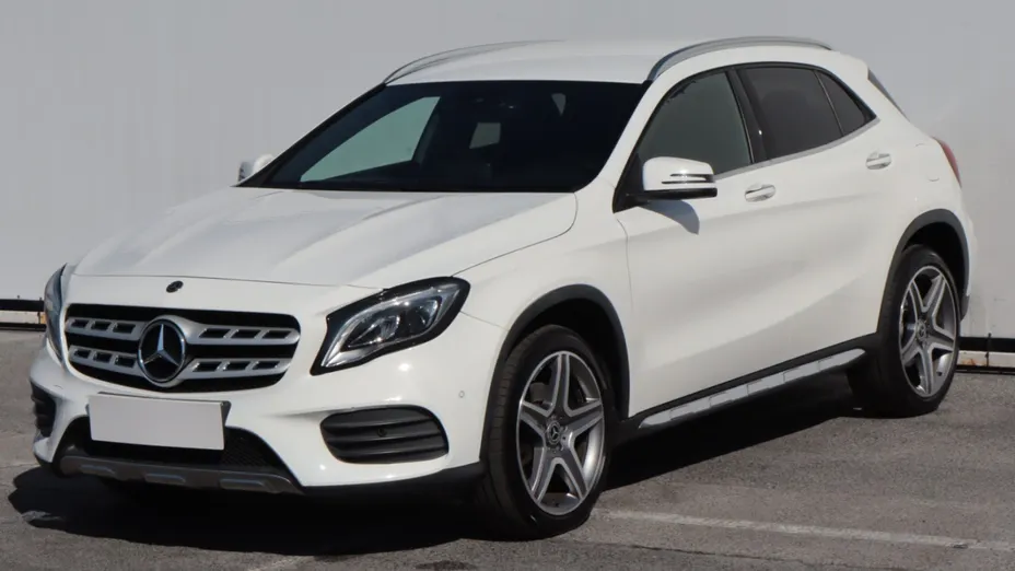 Mercedes GLA -
