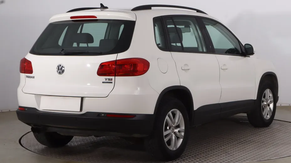 VW Tiguan -