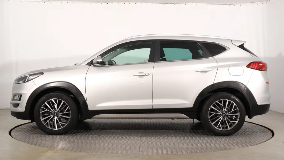 Hyundai Tucson -