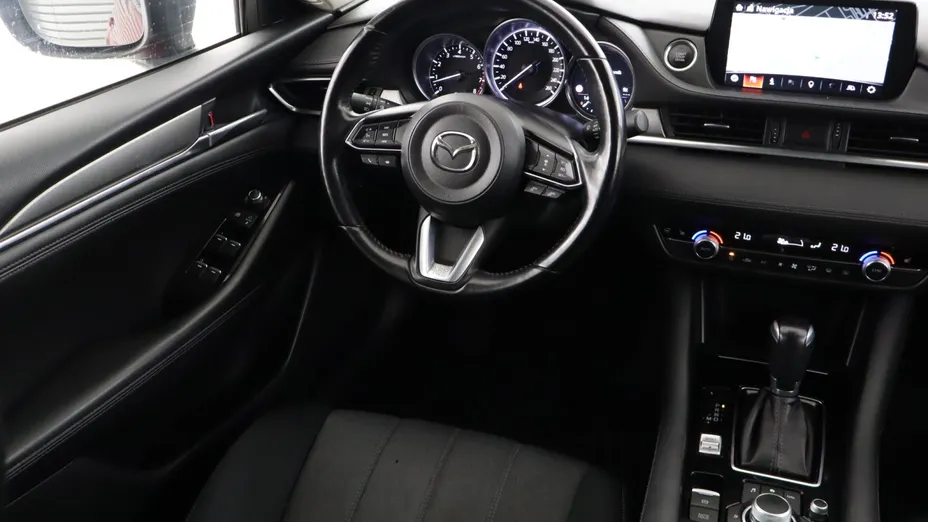 Mazda 6 -