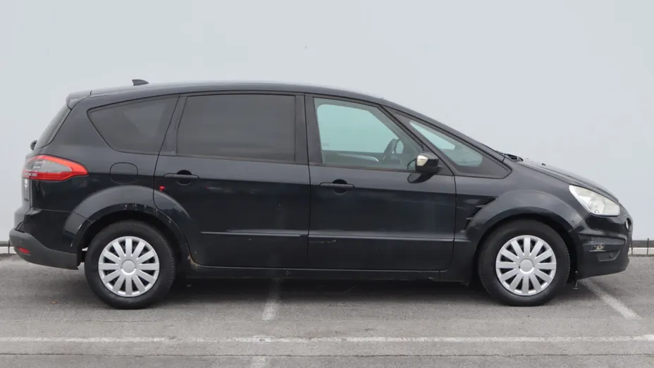 Ford S-MAX -