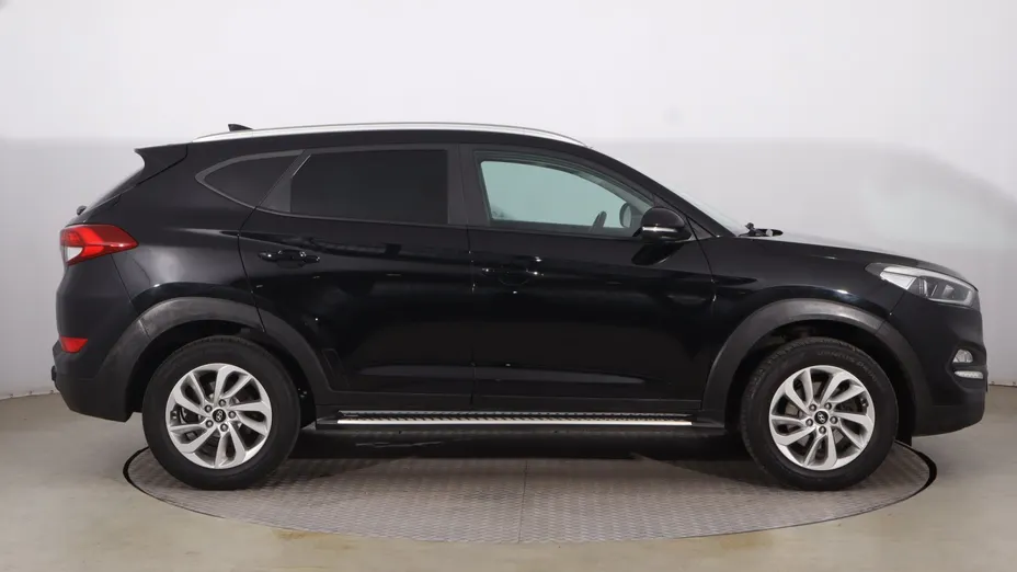 Hyundai Tucson -