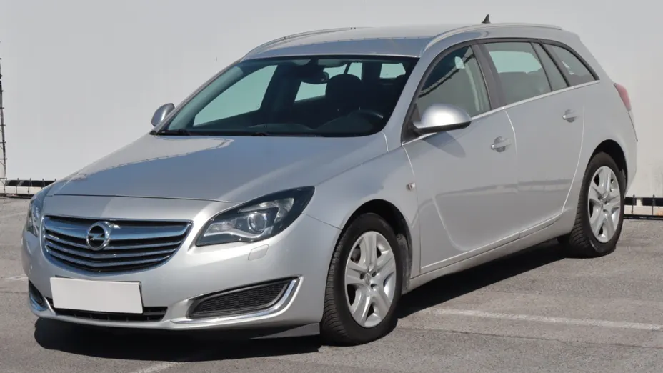 Opel Insignia -