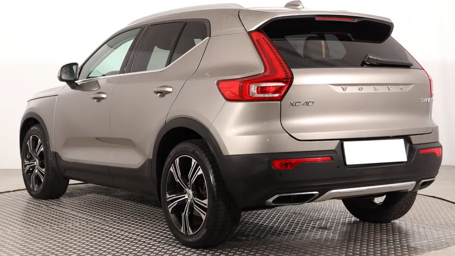 Volvo XC40 -