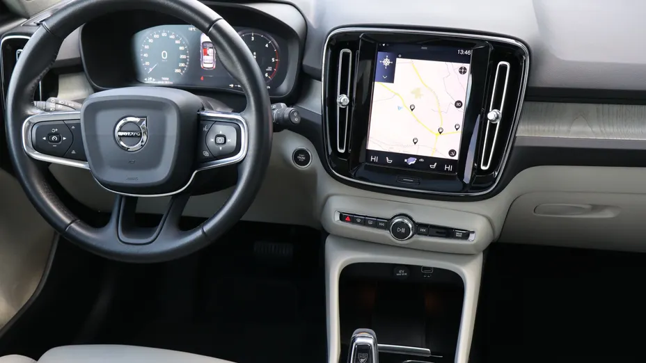 Volvo XC40 -