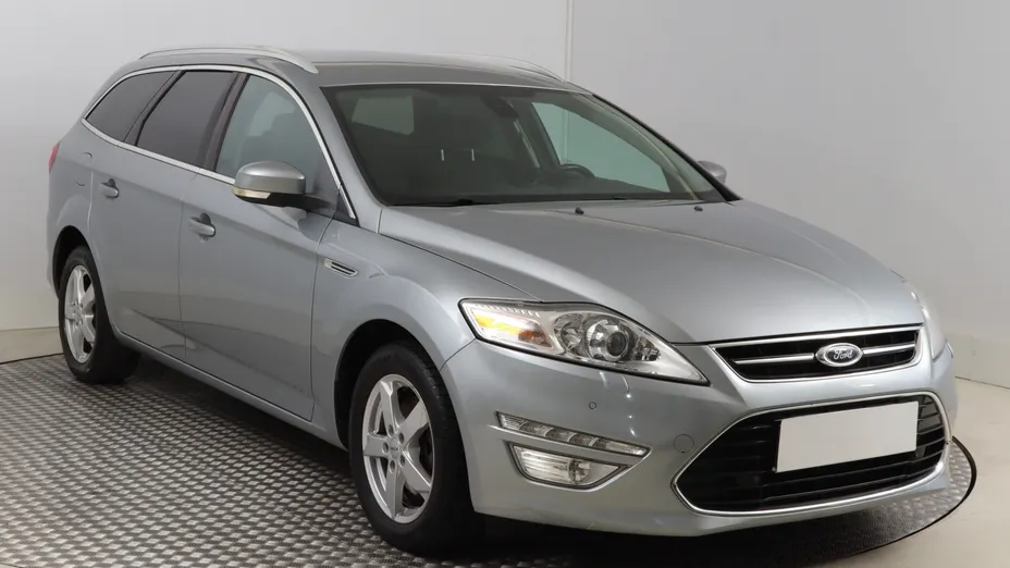 Ford Mondeo -