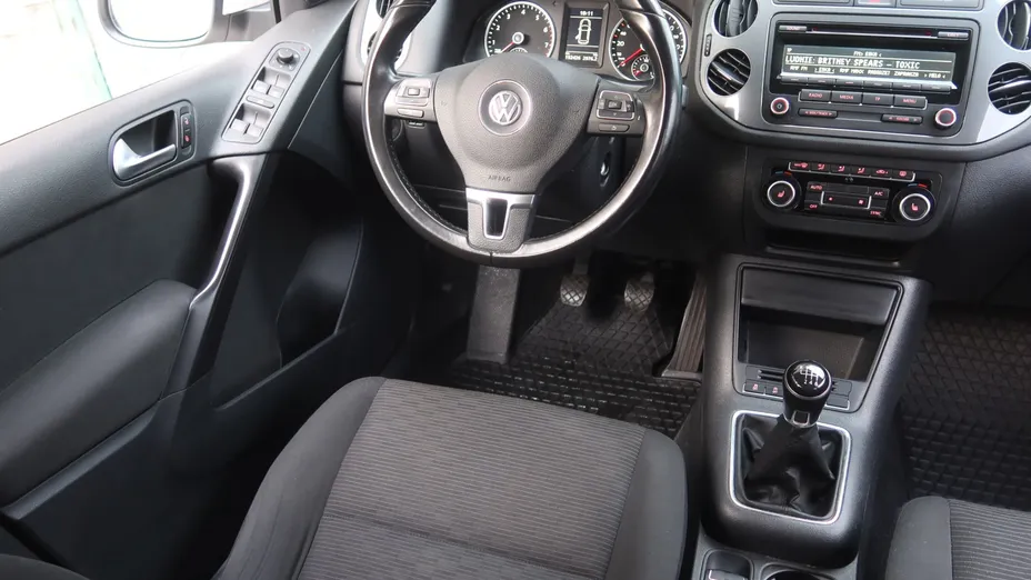 VW Tiguan -